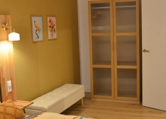 Msf Beiger Wolf Apartamento Kassel